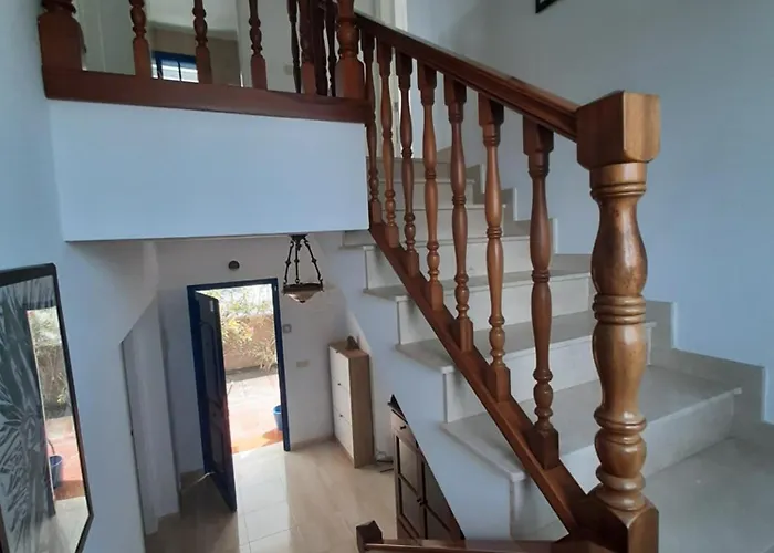 Nala Meer- Bergblick, Solarbeheizter Pool, Ruhige Lage, Alles Zu Fuss Erreichbar بيت للعطل بلايا بلانكا