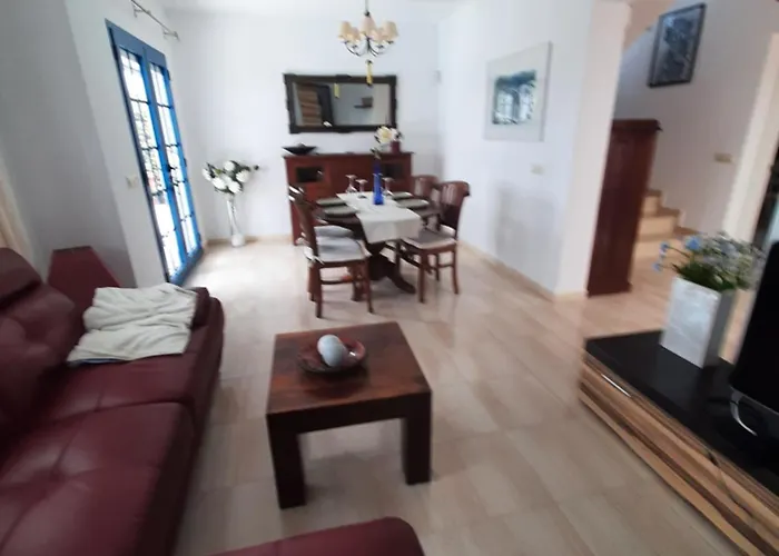 Nala Meer- Bergblick, Solarbeheizter Pool, Ruhige Lage, Alles Zu Fuss Erreichbar * بلايا بلانكا