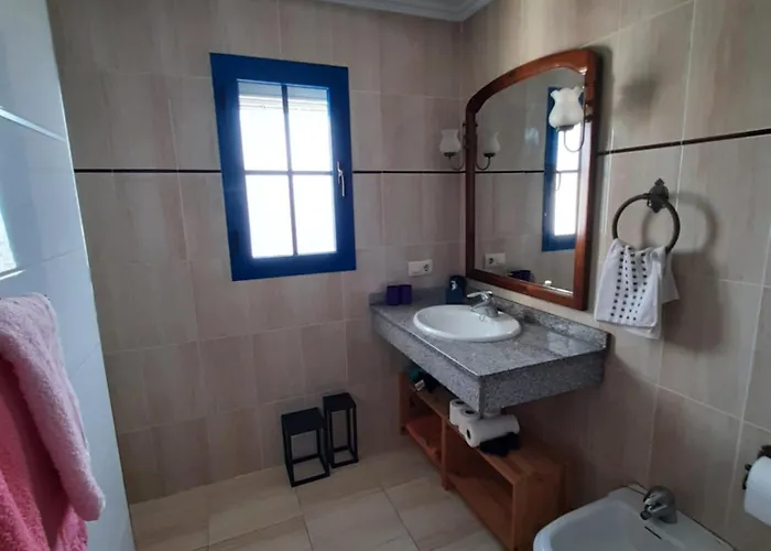 بيت للعطل Nala Meer- Bergblick, Solarbeheizter Pool, Ruhige Lage, Alles Zu Fuss Erreichbar