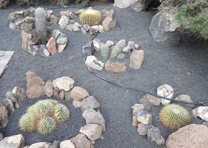 Nala Meer- Bergblick, Solarbeheizter Pool, Ruhige Lage, Alles Zu Fuss Erreichbar Holiday home *