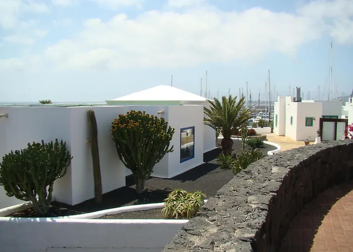 Holiday home Nala Meer- Bergblick, Solarbeheizter Pool, Ruhige Lage, Alles Zu Fuss Erreichbar