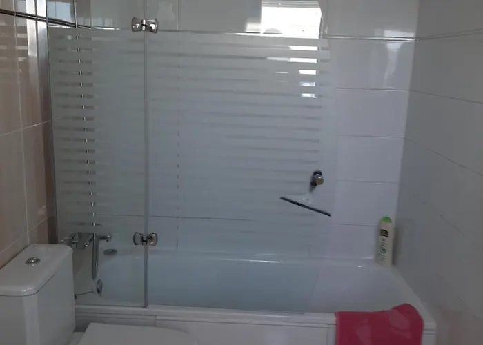 Holiday home Nala Meer- Bergblick, Solarbeheizter Pool, Ruhige Lage, Alles Zu Fuss Erreichbar