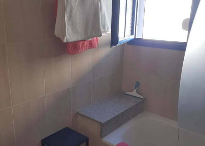 Holiday home Nala Meer- Bergblick, Solarbeheizter Pool, Ruhige Lage, Alles Zu Fuss Erreichbar *